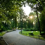 Apartment Debowa 3 *