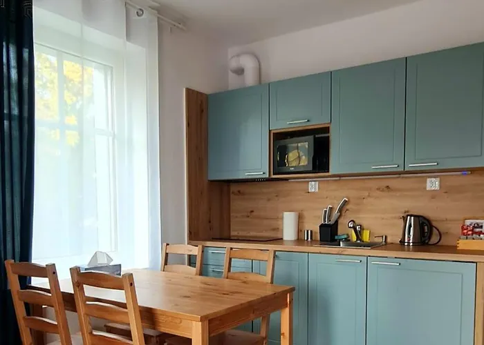 Debowa 3 アパート ポラニツァ・ズドゥルイ