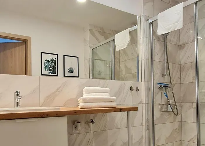 アパート Debowa 3